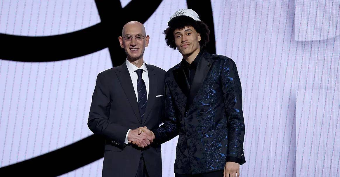 星空体育娱乐布鲁克林篮网训练开放日；赛后迎来里程碑引欢呼；意大利杯在即；阵容厚度经受考验的简单介绍