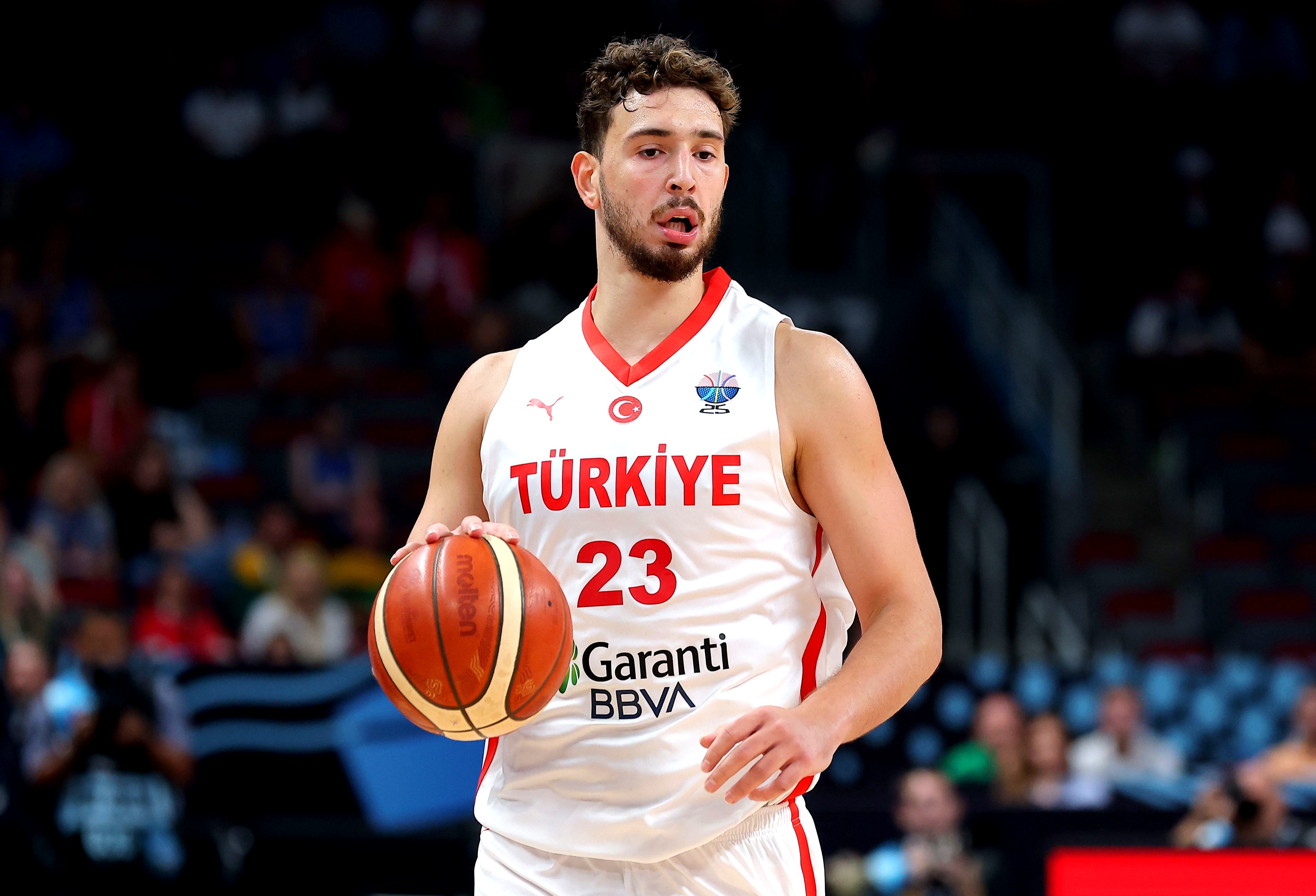 星空体育娱乐国际比赛日NBA季后赛传出新动向，奥兰多魔术篮板制胜，管理层表态：气氛紧张，数据趋势出现新变化的简单介绍